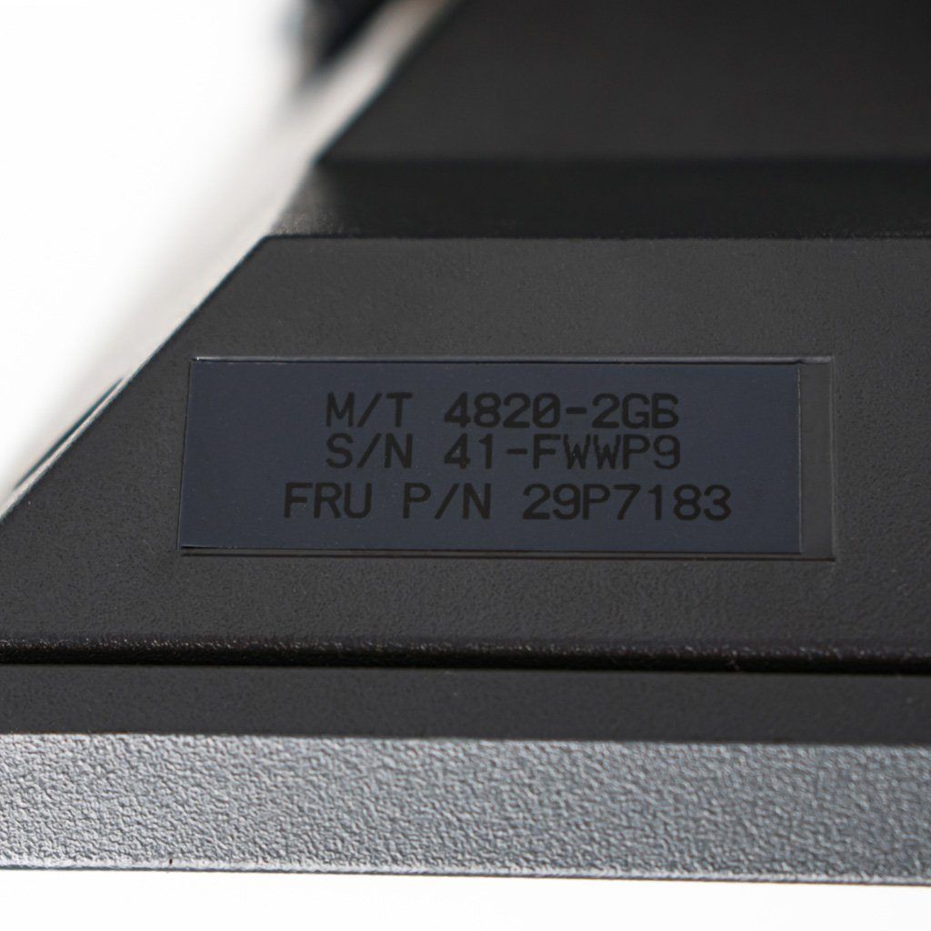 Écran POS IBM 4820-2GD 12,1" TFT - 800x600 - Haute Qualité D'Affichage SUREPOS - Sans Alimentation Ni Support