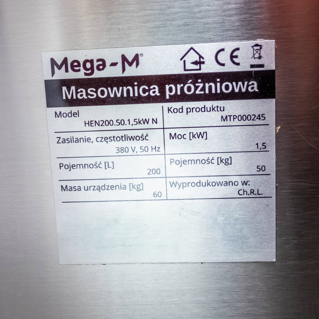 Masownica próżniowa Mega-M 200l 50kg 1.5kW peklarka do mięsa MTP00245 tabliczka znamionowa