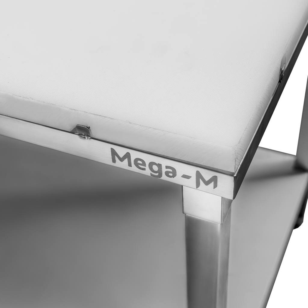 Stół gastronomiczny masarski roboczy z płytą polietylenową, półką i rantem Mega-M 120x70x85 cm stal nierdzewna-MTP001867 logo