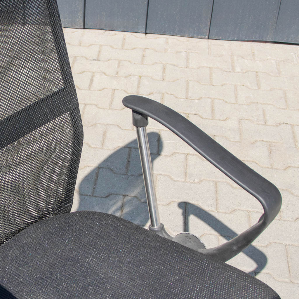 fotel biurowy, fotel obrotowy, fotel z mikrosiatki, fotel biurowy z zagłówkiem, fotel ergonomiczny,