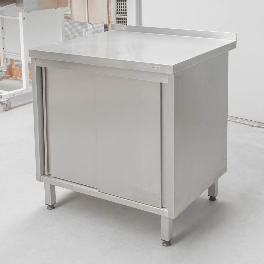 Stół gastronomiczny roboczy z szafką i rantem Dora Metal 100x70x85 cm stal nierdzewna MTP005703