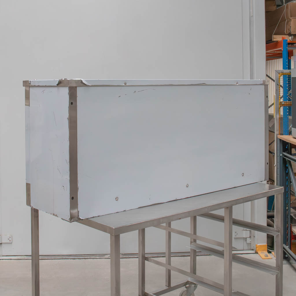 Szafka wisząca ze stali nierdzewnej z drzwiami przesuwnymi Mega-M 140x40x60 cm pogięta MTP005883