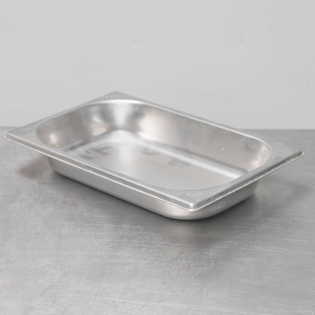 pojemnik GN, pojemnik gastronomiczny GN, pojemnik GN stalowy, pojemnik GN nierdzewny, pojemnik GN do cateringu, pojemnik GN do piekarnika