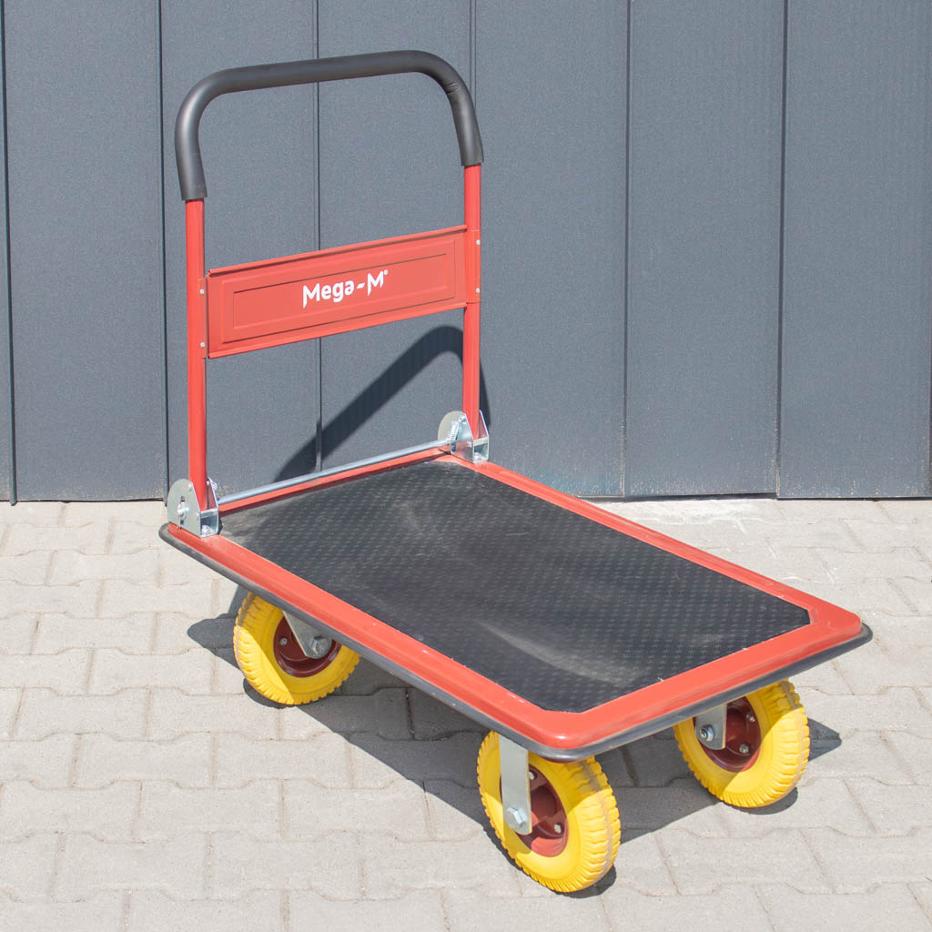 wózek platformowy, wózek transportowy, wózek magazynowy, wózek z antypoślizgową platformą, wózek ręczny do magazynu, solidny wózek transportowy, kompaktowy wózek magazynowy, wózek z kołami skrętnymi