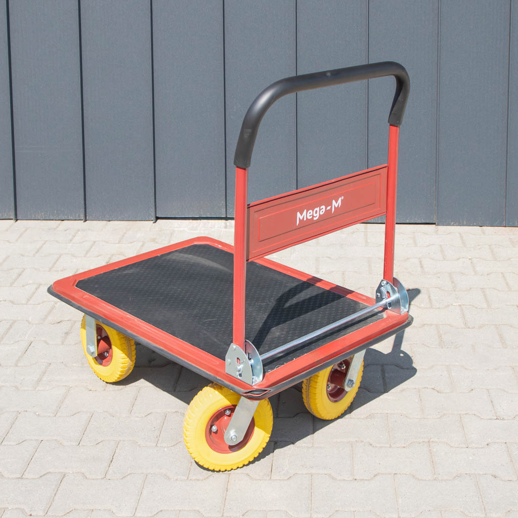 wózek platformowy, wózek transportowy, wózek magazynowy, wózek z antypoślizgową platformą, wózek ręczny do magazynu, solidny wózek transportowy, kompaktowy wózek magazynowy, wózek z kołami skrętnymi
