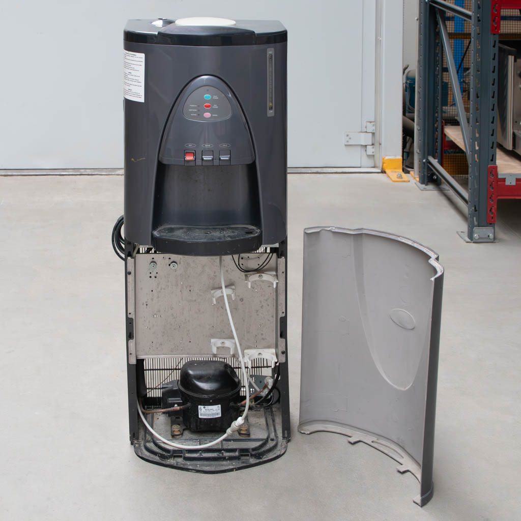 dystrybutor wody bezbutelkowy, dystrybutor wody z mineralizatorem, dystrybutor wody do biura, ekologiczny dystrybutor wody, dystrybutor wody z filtrem