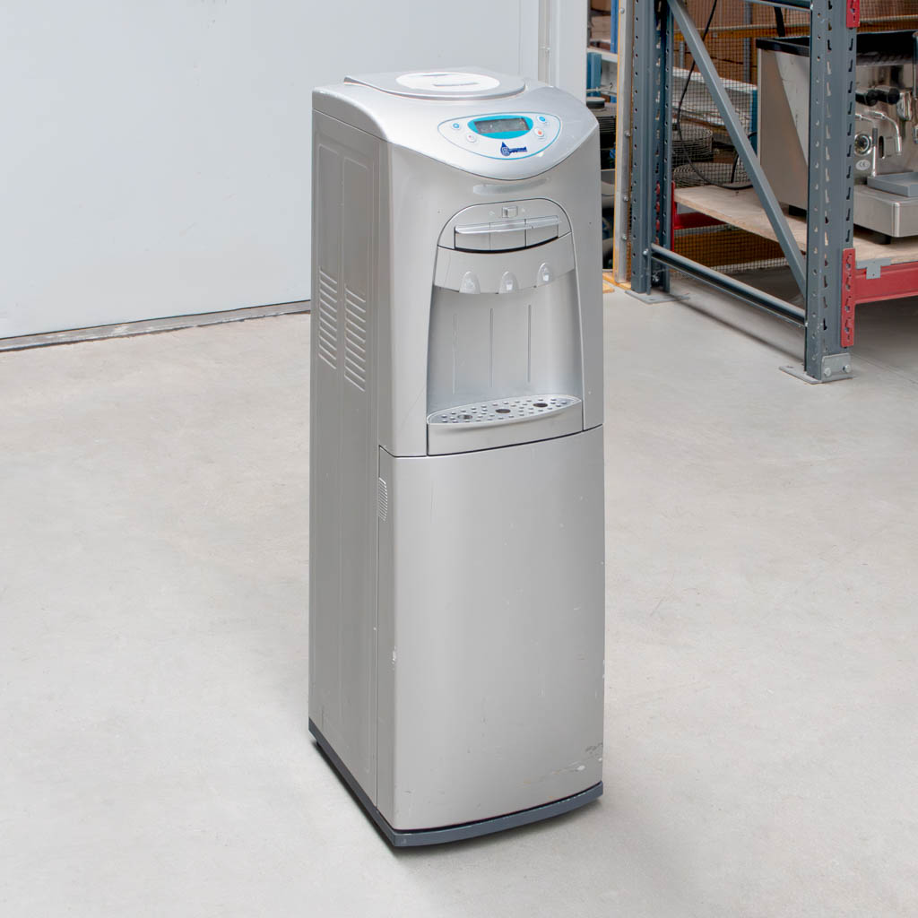 dystrybutor wody bezbutelkowy, dystrybutor wody z mineralizatorem, dystrybutor wody do biura, ekologiczny dystrybutor wody, dystrybutor wody z filtrem, bezbutlowy dystrybutor wody, dystrybutor wody pitnej, dystrybutor wody z sieci, filtracja wody, dystrybutor wody bez butli