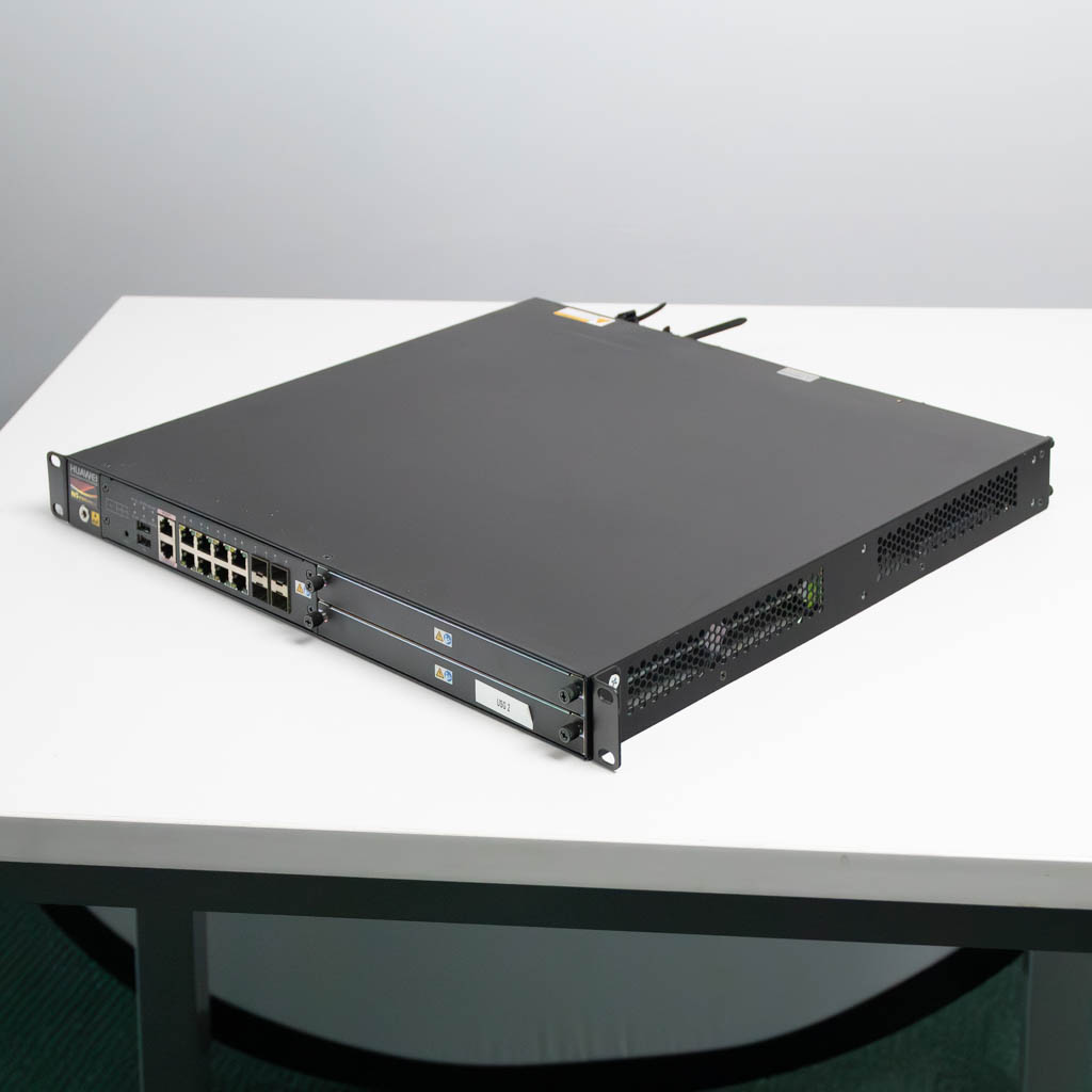 firewall, zapora sieciowa dla firm, Huawei USG SMB, bezpieczeństwo sieci Huawei, firewall z 8 portami GE, ochrona przed włamaniami i wirusami, urządzenia sieciowe Huawei, zapory ogniowe