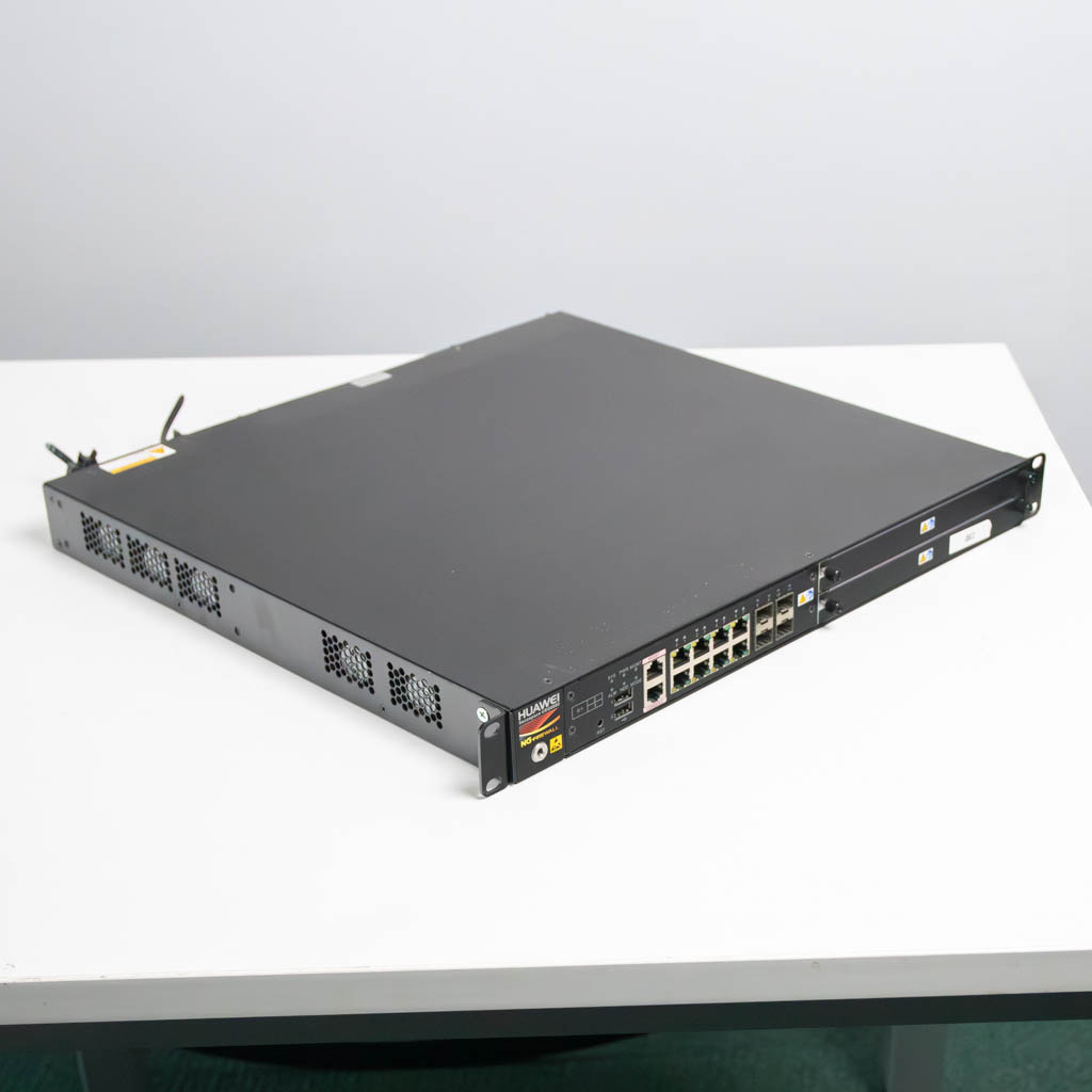 firewall, zapora sieciowa dla firm, Huawei USG SMB, bezpieczeństwo sieci Huawei, firewall z 8 portami GE, ochrona przed włamaniami i wirusami, urządzenia sieciowe Huawei, zapory ogniowe