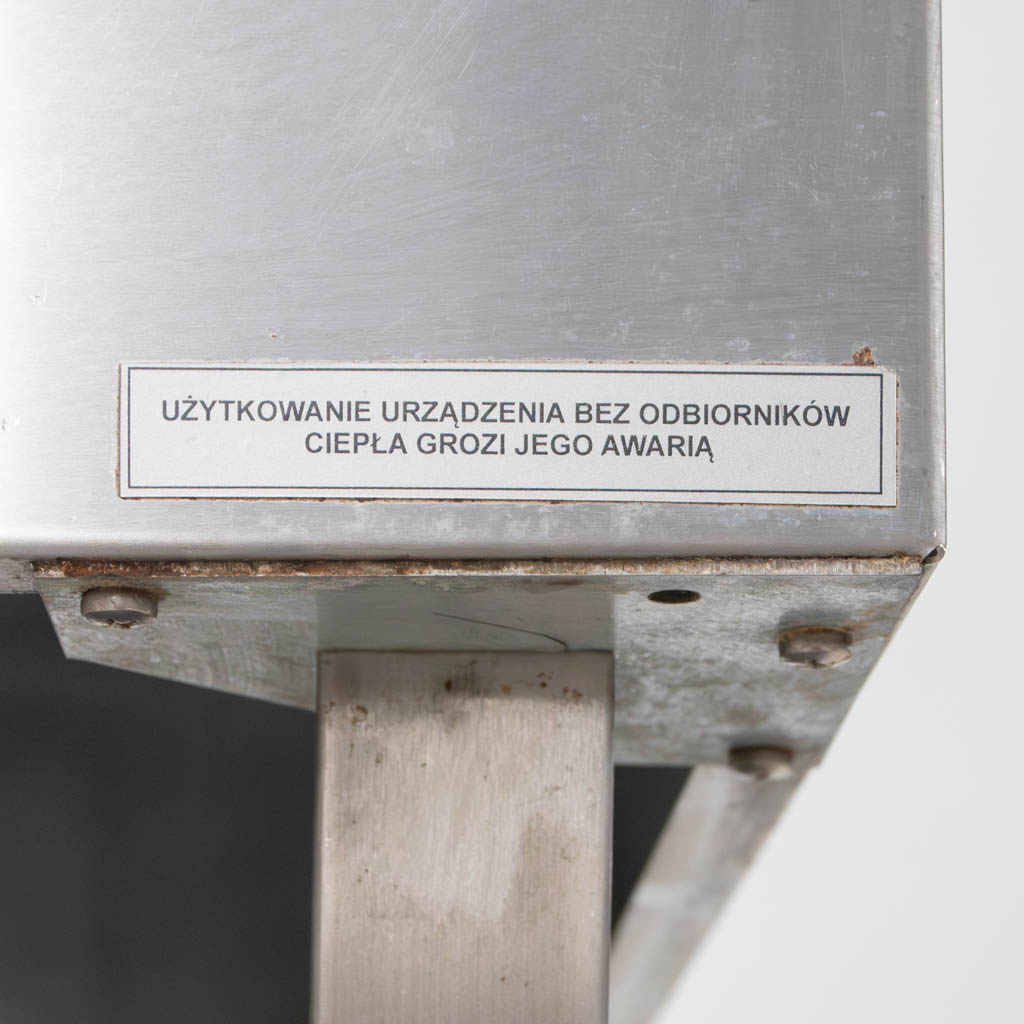 taboret elektryczny, taboret gastronomiczny, płyta grzewcza ceramiczna, sprzęt do małej gastronomii, kompaktowy taboret kuchenny, urządzenie grzewcze do kuchni,