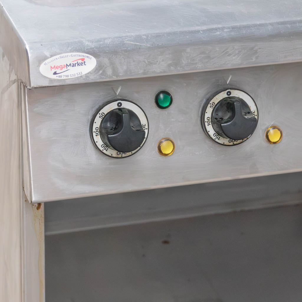 patelnia elektryczna gastronomiczna, patelnia przemysłowa, sprzęt kuchenny, patelnia z półką, patelnia elektryczna, wyposażenie gastronomii