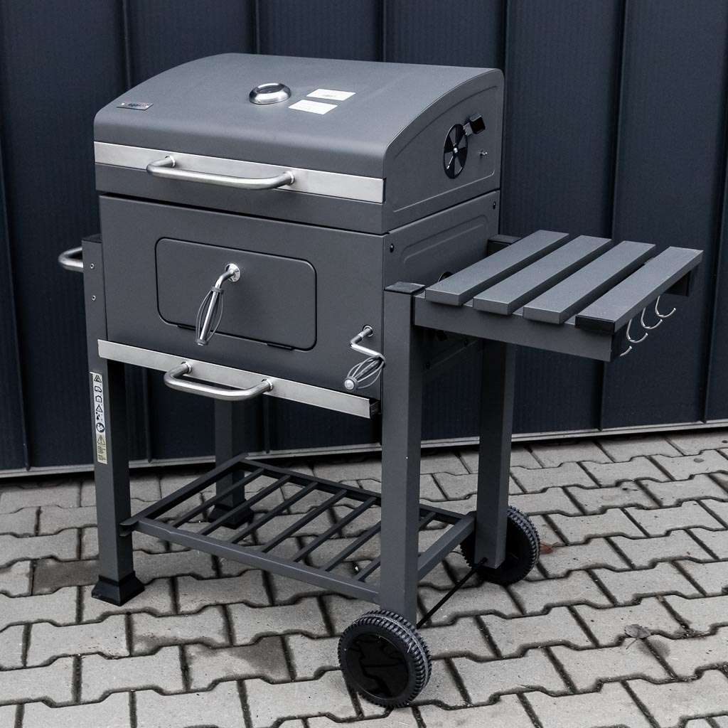 grill, grill ogrodowy, grill z termometrem, grill chromowany ruszt, grill z pokrywą i półką boczną