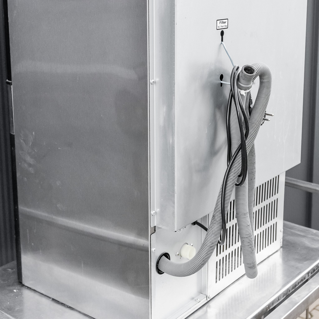 kostkarka do lodu 36 kg, kostkarka gastronomiczna, maszyna do lodu przemysłowa, kostkarka chłodzona powietrzem, profesjonalna kostkarka