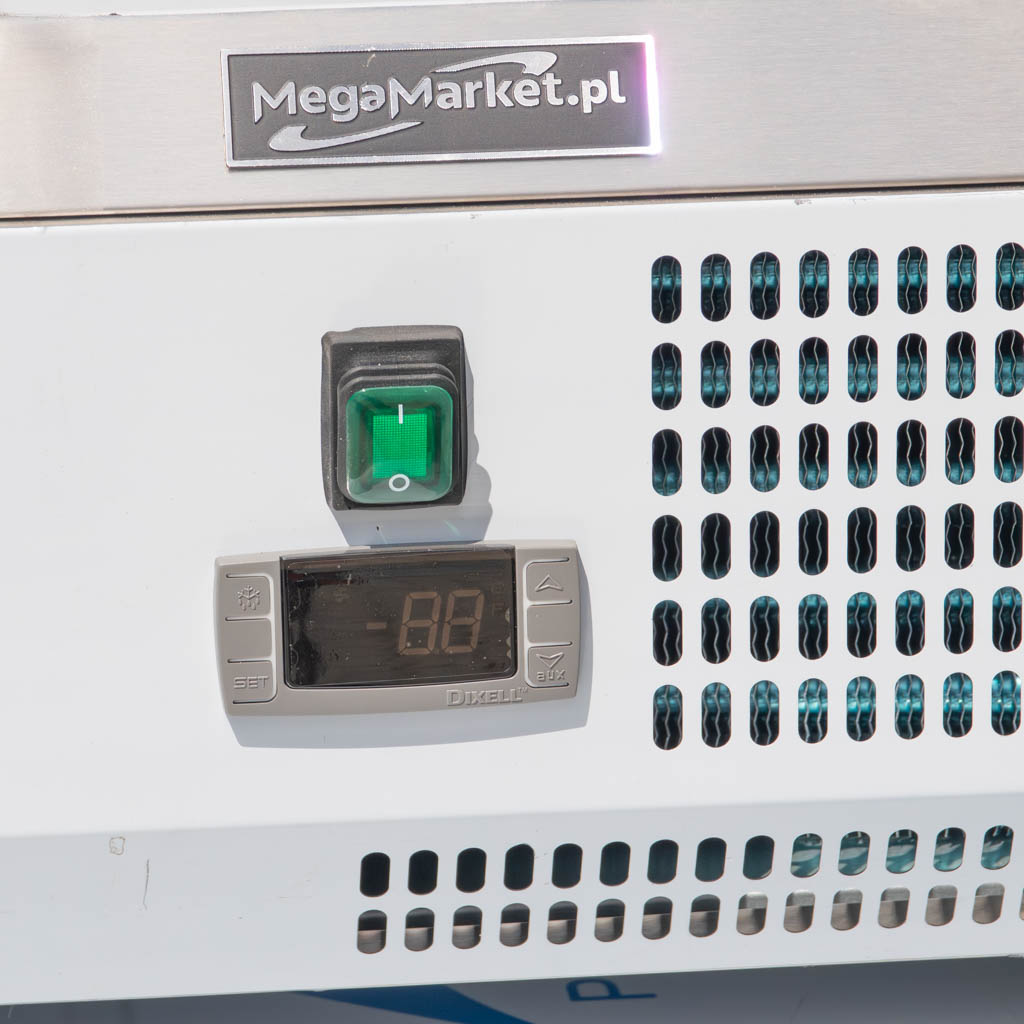 nadstawka chłodnicza, witryna chłodnicza na sałatki, nadstawka, chłodnica z szybą, sprzęt chłodniczy do gastronomii