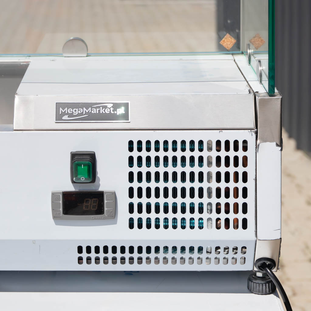 nadstawka chłodnicza, witryna chłodnicza na sałatki, nadstawka, chłodnica z szybą, sprzęt chłodniczy do gastronomii