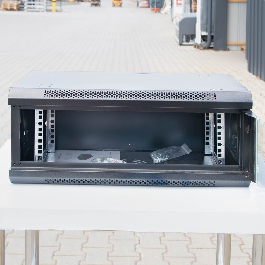 szafa na elektronikę czarna serwerowa szafa rack