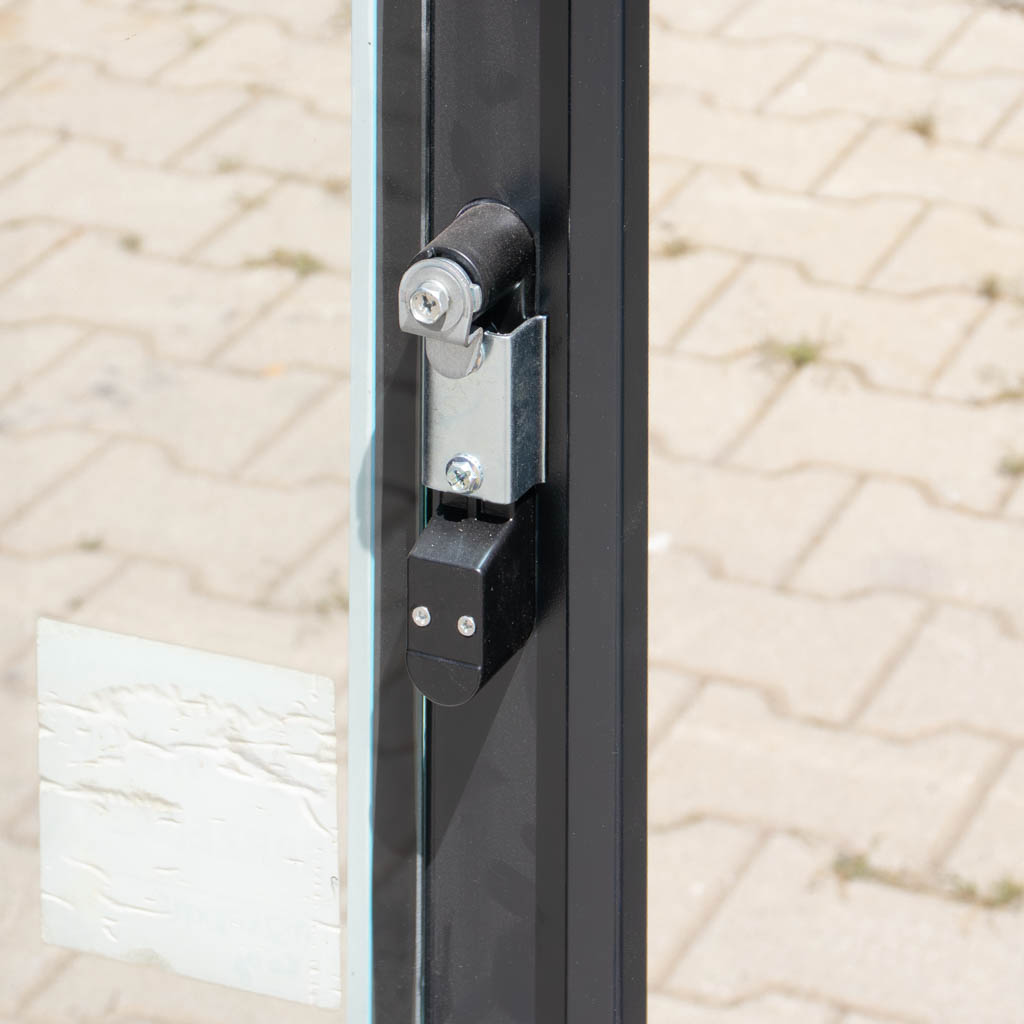 szafa rack, szafa serwerowa, szafa wisząca rack, szafa teleinformatyczna, szafa rack na elektronikę, szafa do monitoringu, szafa na sprzęt IT