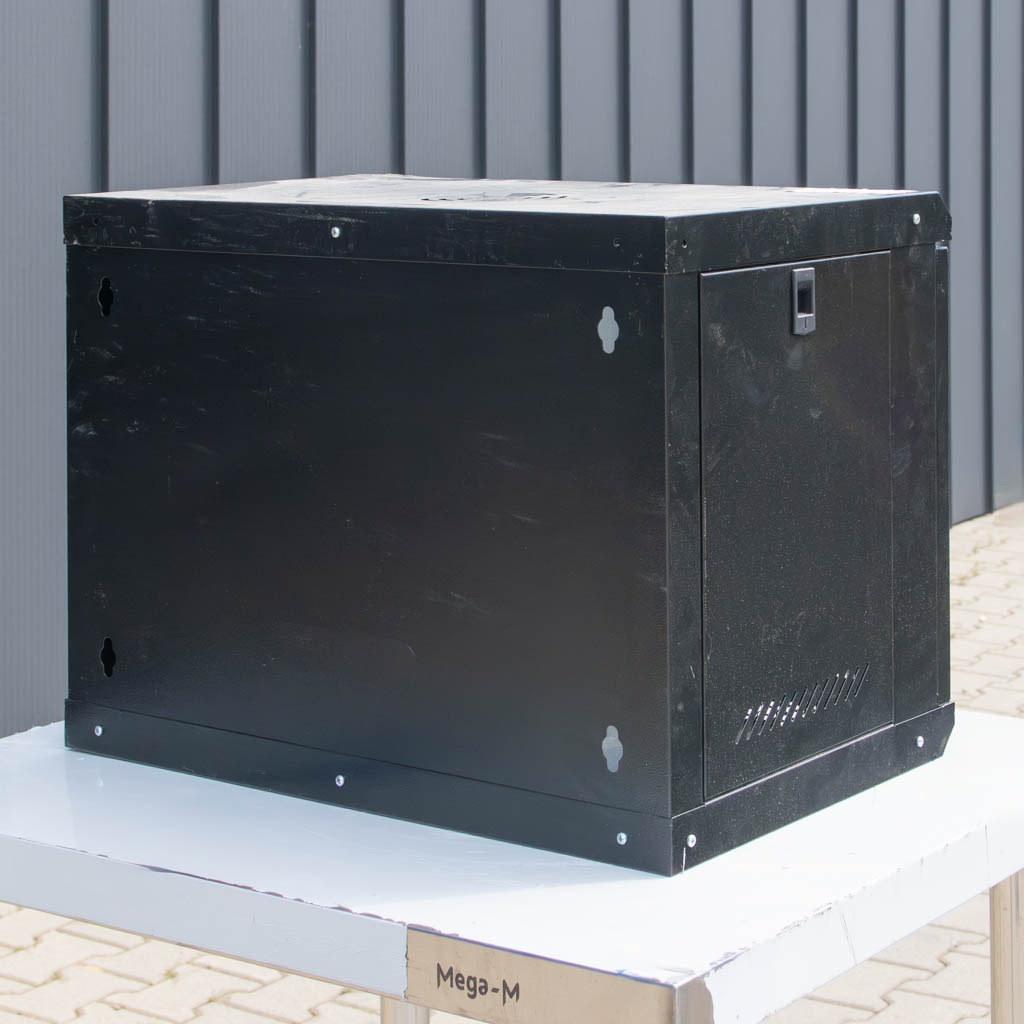 szafa rack, szafa serwerowa, szafa wisząca rack, szafa teleinformatyczna, szafa rack na elektronikę, szafa do monitoringu, szafa na sprzęt IT