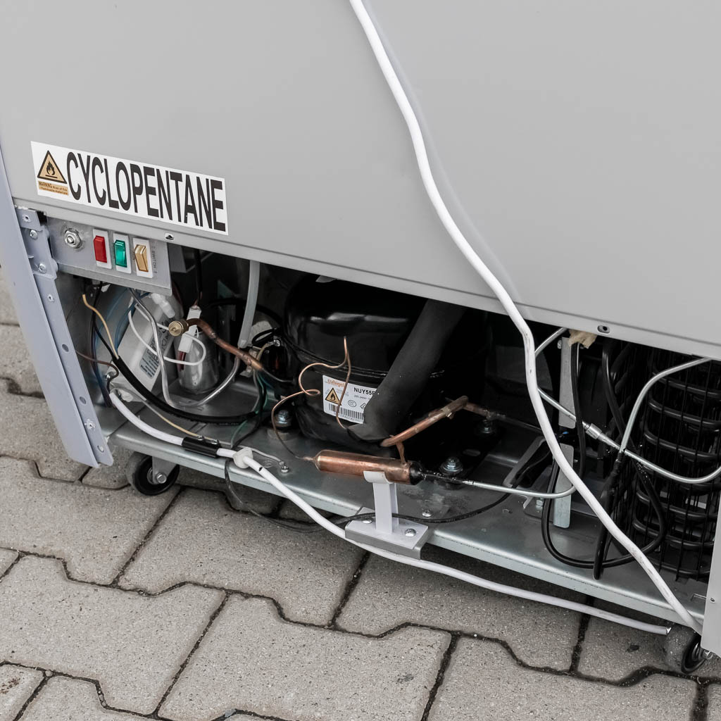 Zamrażarka skrzyniowa przeszklona 190L Mega-M YETI X100 POWYSTAWOWA