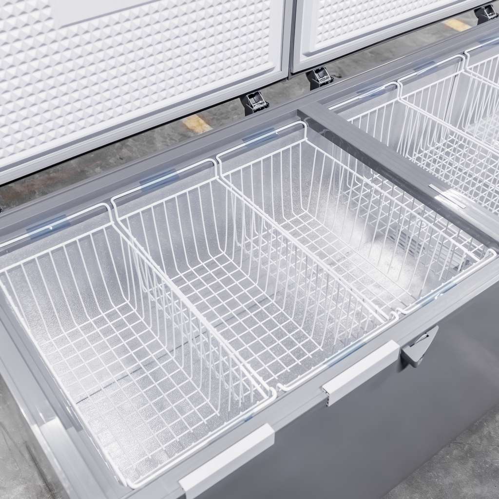 zamrażarka skrzyniowa, zamrażarka gastronomiczna, zamrażarka, zamrażarka z uchylną pokrywą, zamrażarka do gastronomii, urządzenie mroźnicze, skrzynia mroźnicza, profesjonalna zamrażarka skrzyniowa, wyposażenie gastronomii, urządzenia mroźnicze