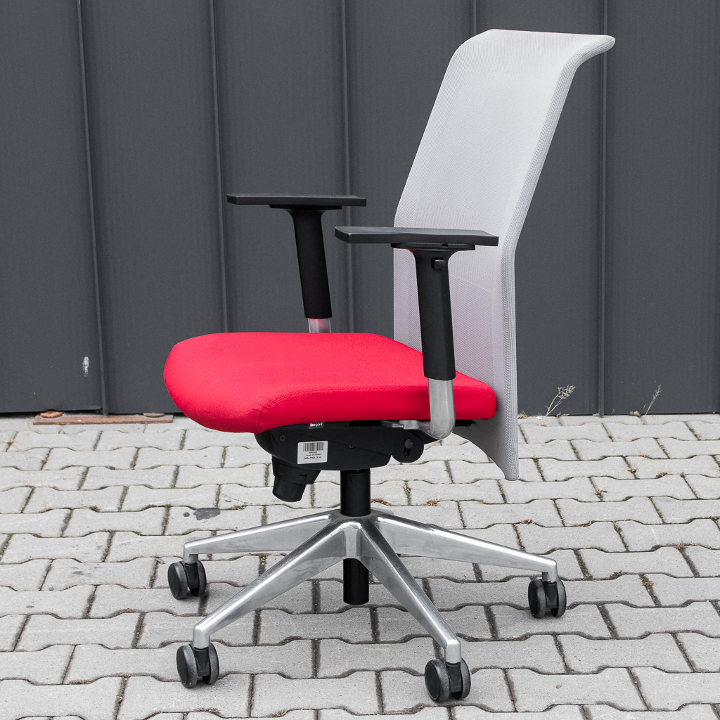 fotel biurowy, fotel ergonomiczny, fotel biurowy z podłokietnikami, fotel do biura, krzesło biurowe, fotel obrotowy do pracy