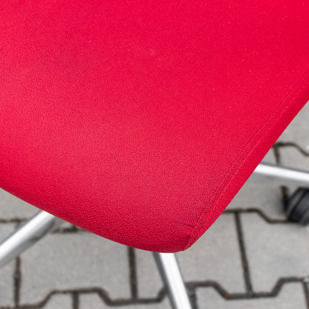 fotel biurowy, fotel ergonomiczny, fotel biurowy z podłokietnikami, fotel do biura, krzesło biurowe, fotel obrotowy do pracy