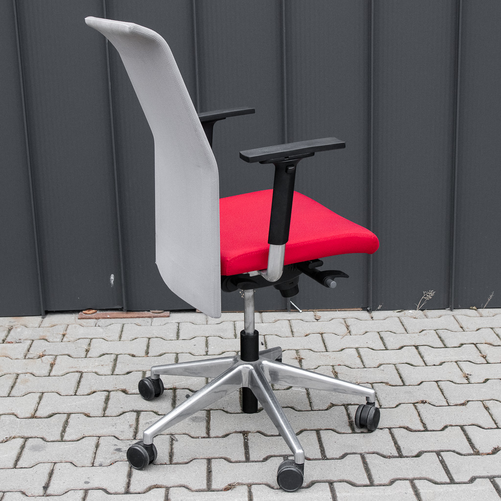 fotel biurowy, fotel ergonomiczny, fotel biurowy z podłokietnikami, fotel do biura, krzesło biurowe, fotel obrotowy do pracy
