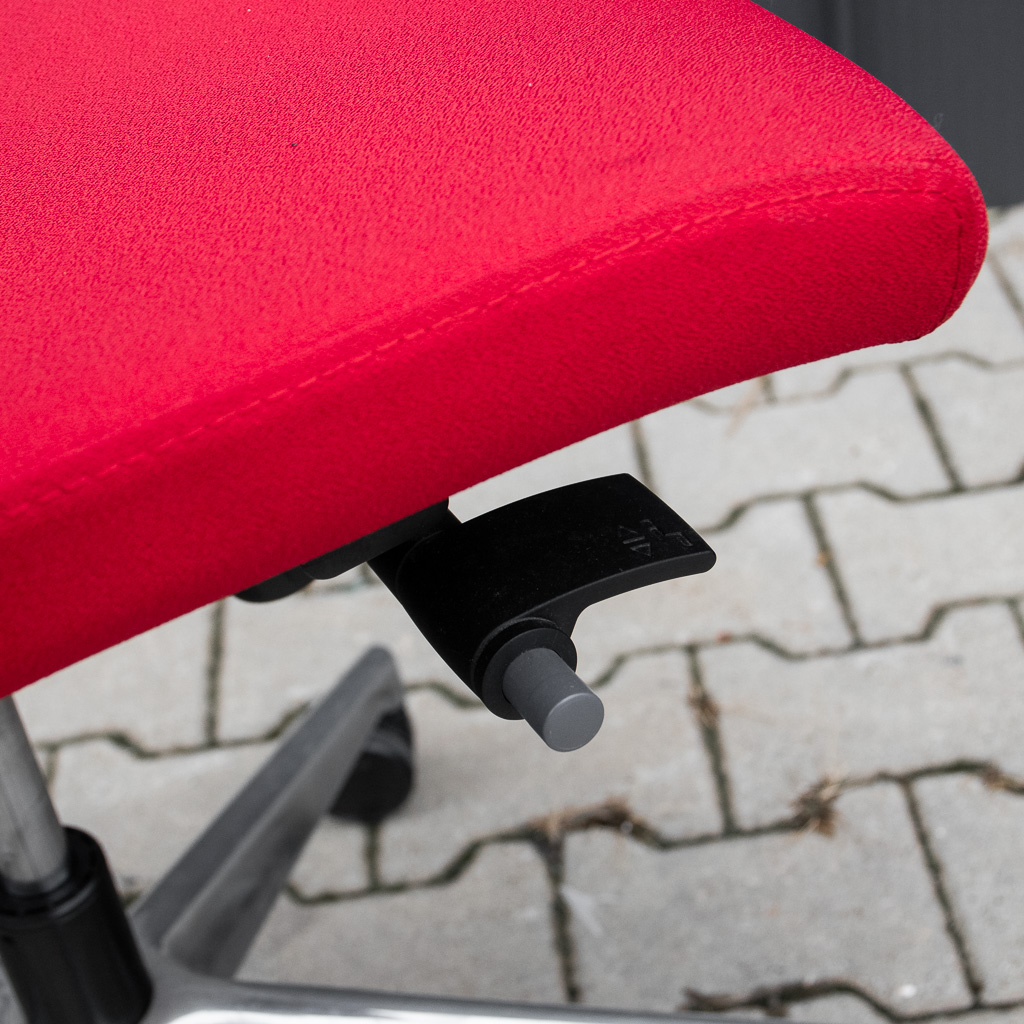 fotel biurowy, fotel ergonomiczny, fotel biurowy z podłokietnikami, fotel do biura, krzesło biurowe, fotel obrotowy do pracy