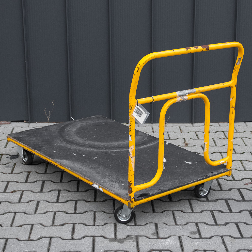 wózek platformowy, wózek magazynowy, wózek transportowy, wózek do magazynu, sprzęt transportowy