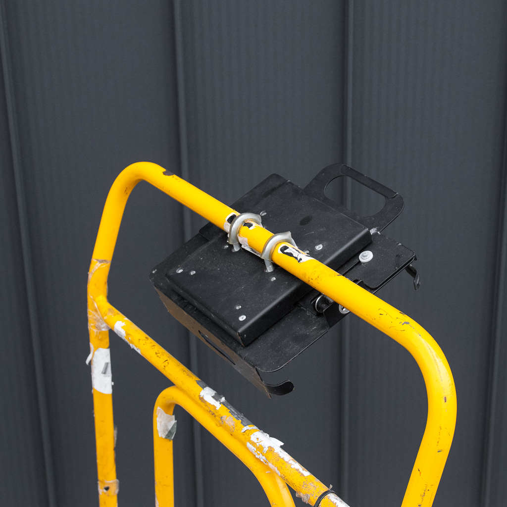 wózek platformowy, wózek magazynowy, wózek transportowy, wózek do magazynu, sprzęt transportowy