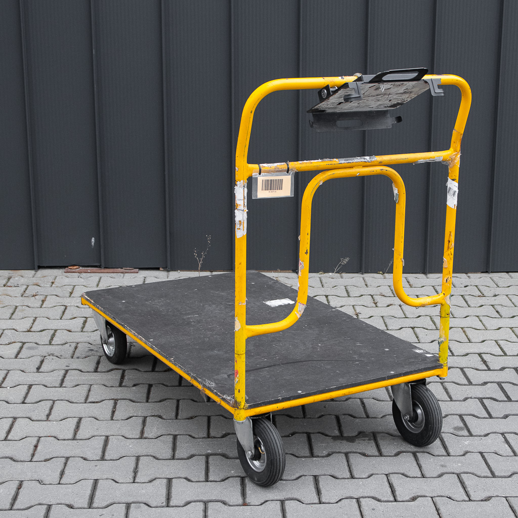 wózek platformowy, wózek magazynowy, wózek transportowy, wózek do magazynu, sprzęt transportowy