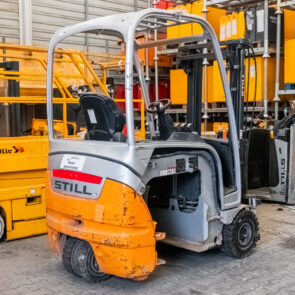 Zdjęcie produktu: Wózek widłowy elektryczny STILL RX20-15 2007r DO REMONTU BEZ BATERII