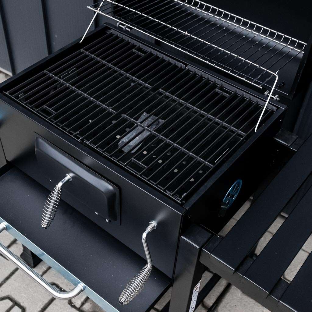 grill, grill ogrodowy, grill z termometrem, grill chromowany ruszt, grill z pokrywą i półką boczną