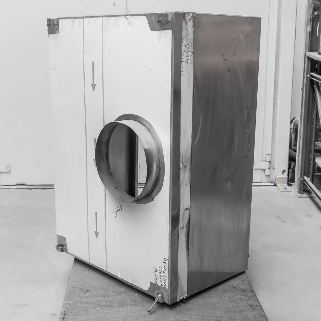 okap gastronomiczny, okap stal nierdzewna, wentylacja kuchni, okap do restauracji, okap do stołówki, okap kuchenny przemysłowy