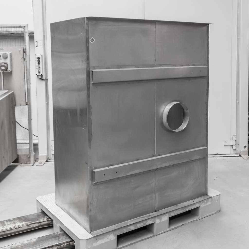 okap gastronomiczny, okap stal nierdzewna, wentylacja kuchni, okap do restauracji, okap do stołówki, okap kuchenny przemysłowy