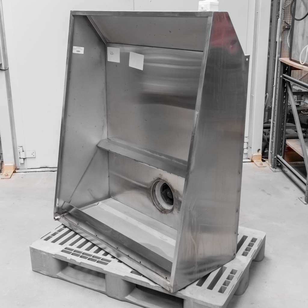 okap gastronomiczny, okap stal nierdzewna, wentylacja kuchni, okap do restauracji, okap do stołówki, okap kuchenny przemysłowy