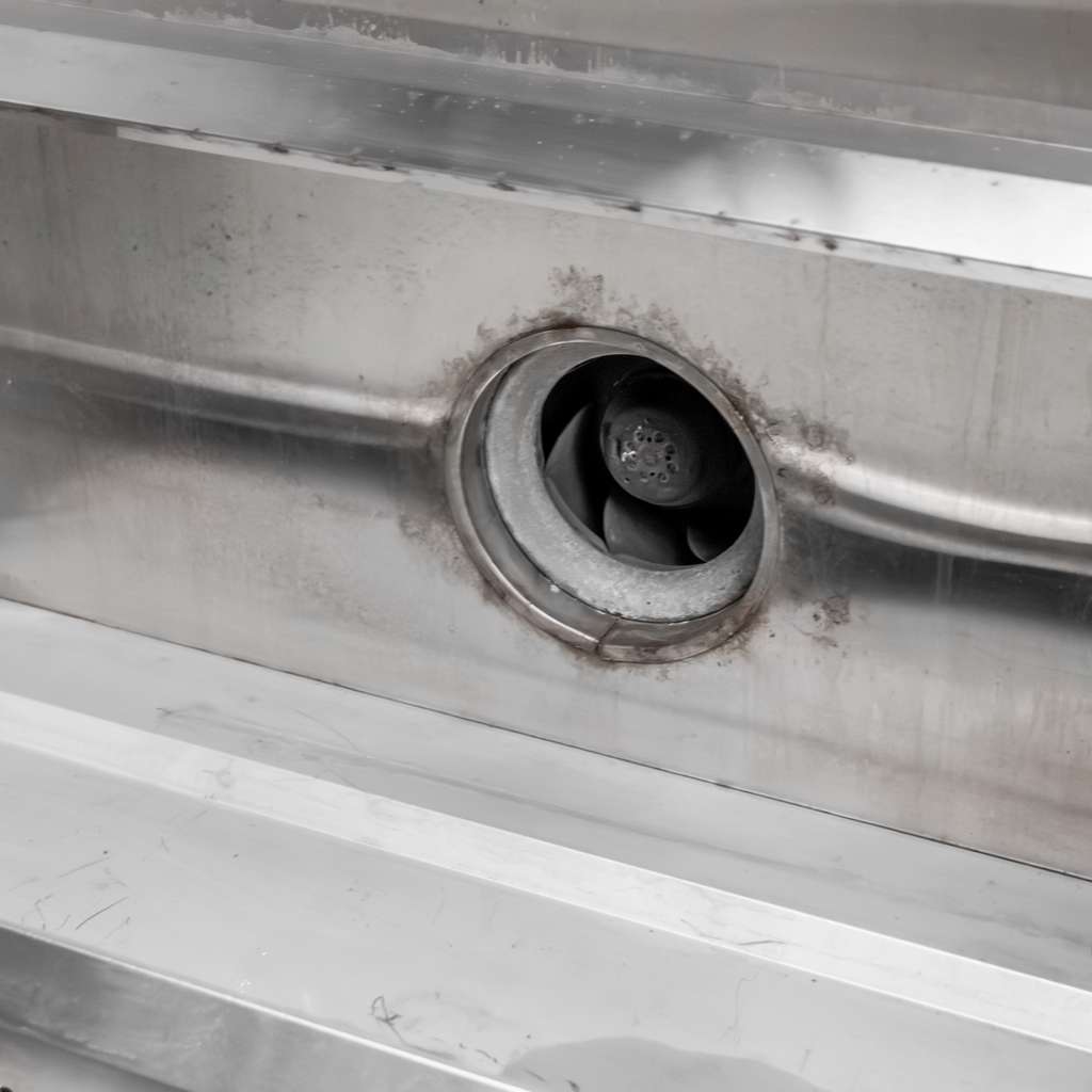 okap gastronomiczny, okap stal nierdzewna, wentylacja kuchni, okap do restauracji, okap do stołówki, okap kuchenny przemysłowy