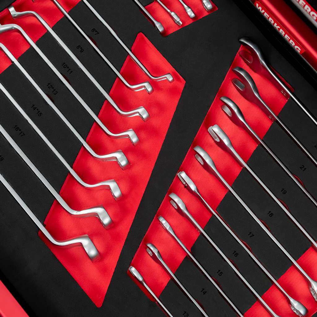 szafka narzędziowa, wózek narzędziowy warsztatowy WERKBERG PRO 7 z narzędziami