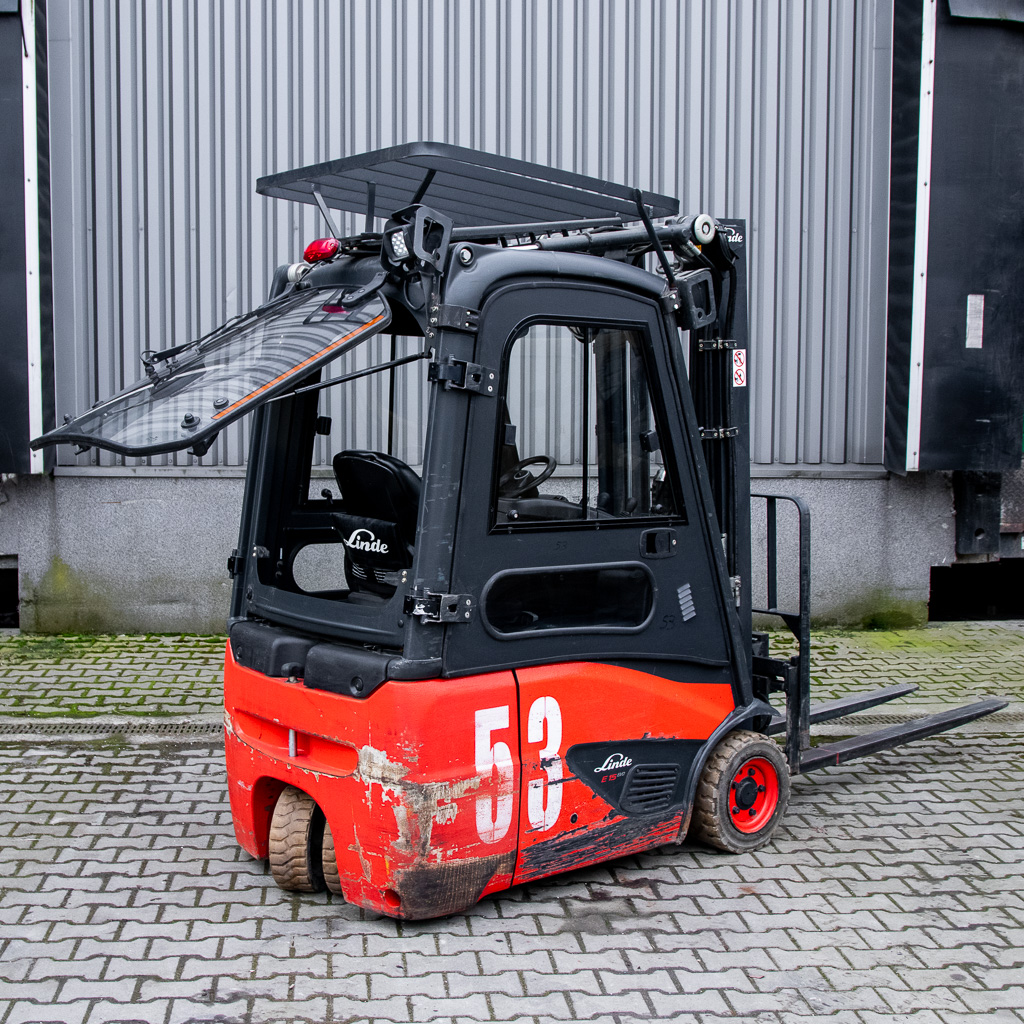 wózek widłowy, elektryczny wózek widłowy, wózek do magazynu, wózek widłowy przesuw boczny, wózek widłowy bez kabiny, wózek widłowy wysokiego składowania, kompaktowy wózek widłowy, magazynowy sprzęt transportowy