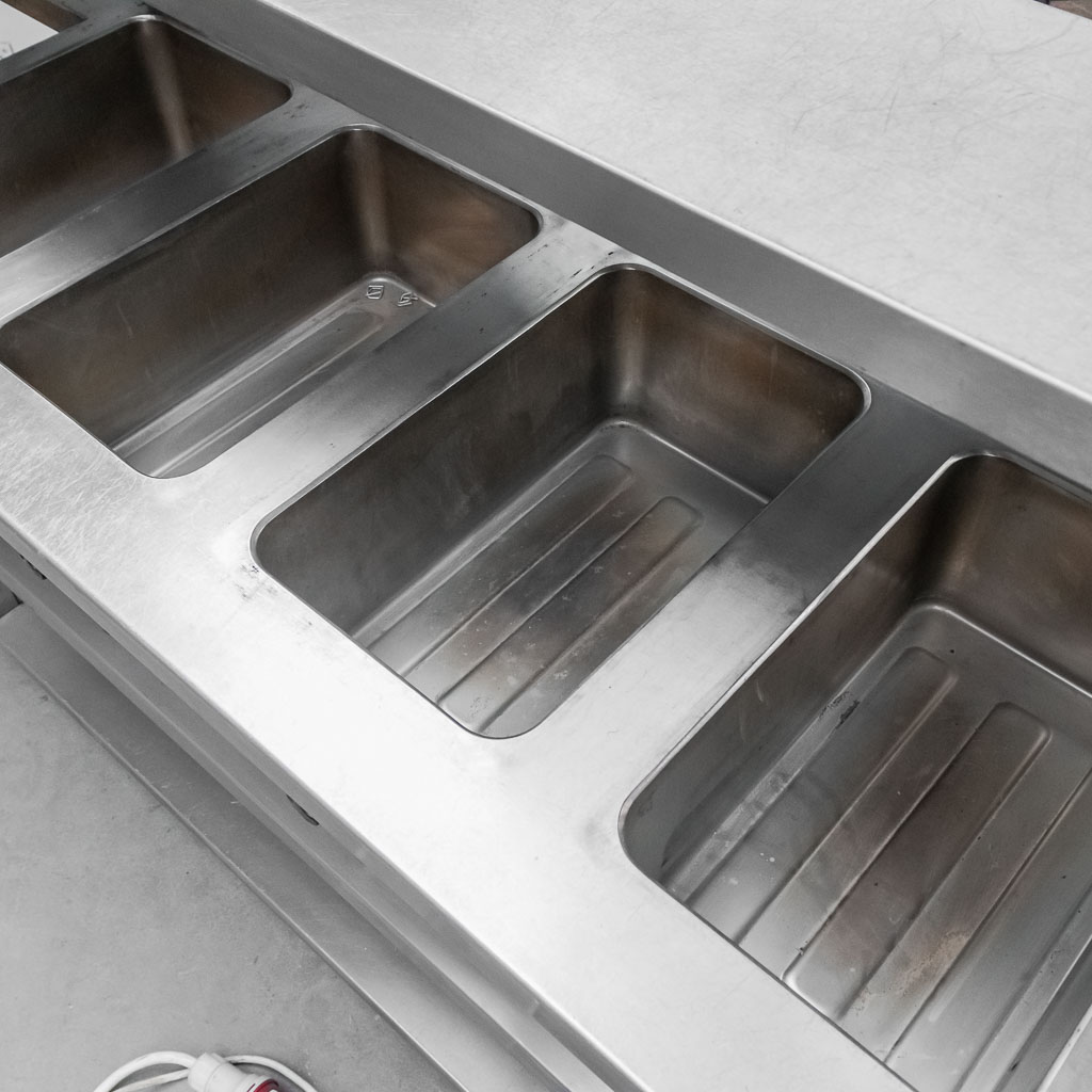 Bemar grzewczy z nadstawką DORA METAL SNT010 S-215 cm G-75 cm H-120 cm 4xGN