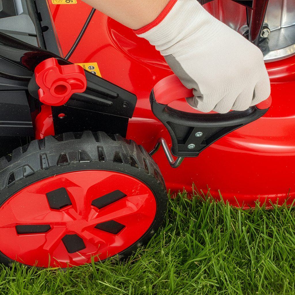 osiarka do trawy, kosiarka z napędem, kosiarka spalinowa z silnikiem HONDA WERKBERG Garden 56 cm