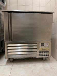 Zdjęcie produktu: Schładzarko-zamrażarka szokowa DESMON GBF-5G 2009