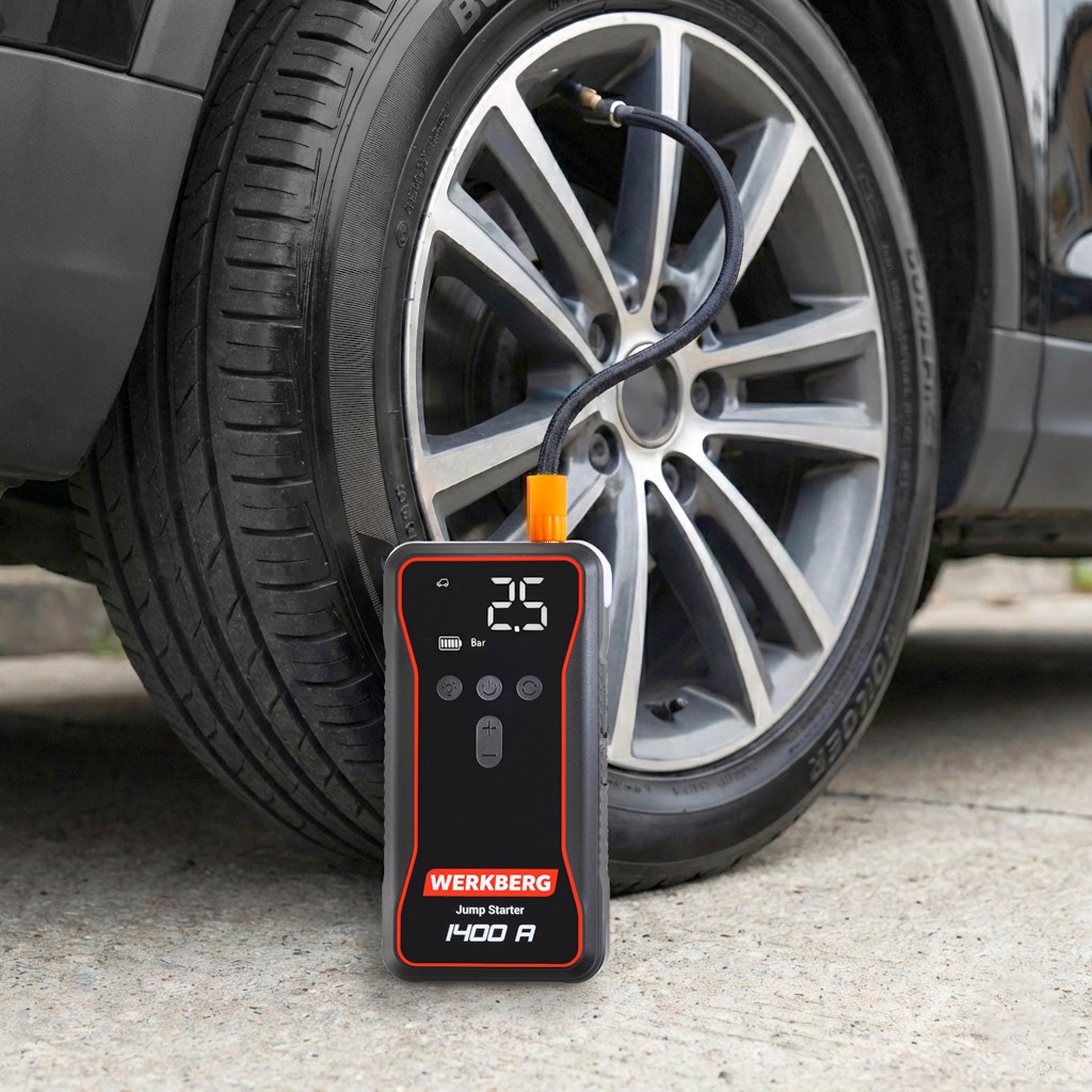 Urządzenie rozruchowe Powerbank Booster WERKBERG AL002 700A1400A 18000mAh kompresor lifestyle