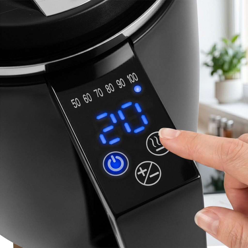 czajnik elektryczny z regulacją temperatury i panelem sterowania w rączce