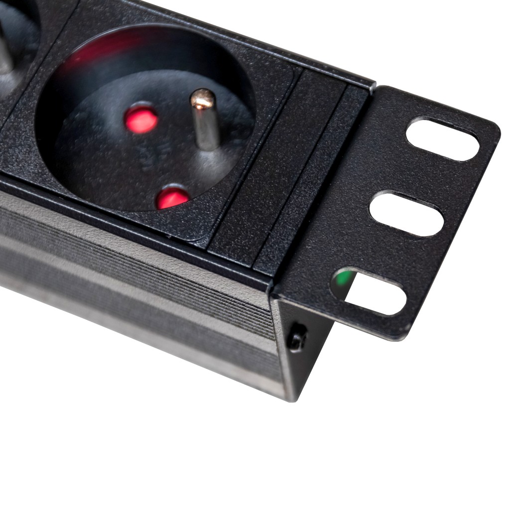 listwa zasilająca zasila Rack NETBERG 19 8 gniazd z wyłącznikiem