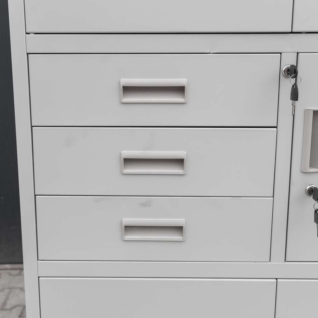 szafa biurowa metalowa, szafa na akta, szafa metalowa, szafa aktowa z sejfem, szafa biurowa na dokumenty, szafa z szufladami, szafa na segregatory, szafa metalowa zamykana na klucz, meble biurowe