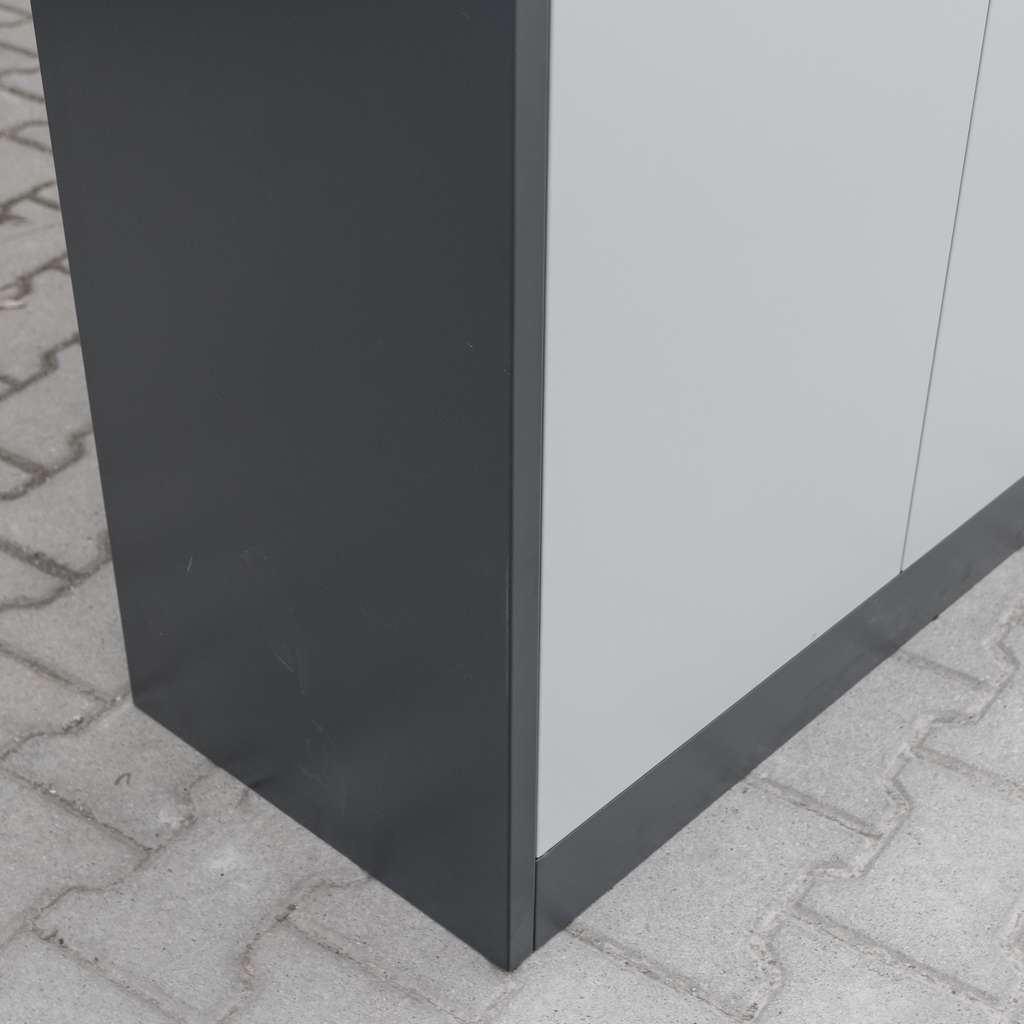 szafa biurowa metalowa, szafa metalowa na dokumenty, szafa aktowa metalowa, szafa na segregatory, szafa metalowa, szafa biurowa, szafa do biura, szafa do archiwum, szafa zamykana na klucz, wyposażenie biura