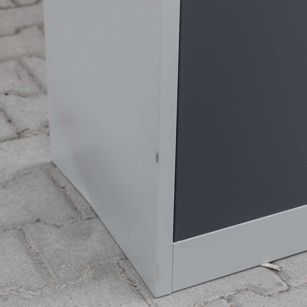 szafa biurowa metalowa, szafa metalowa na dokumenty, szafa aktowa metalowa, szafa na segregatory, szafa metalowa, szafa biurowa, szafa do biura, szafa do archiwum, szafa zamykana na klucz, wyposażenie biura